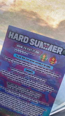 Hard summer wristband. (1) GA 2 day pass aug 1st and 2nd .. Los Angeles