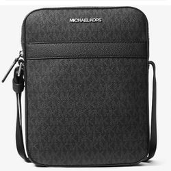 Black Michael Kors side bag