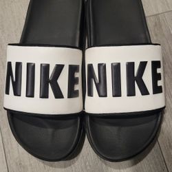 Women's Nike Slides- Size 8