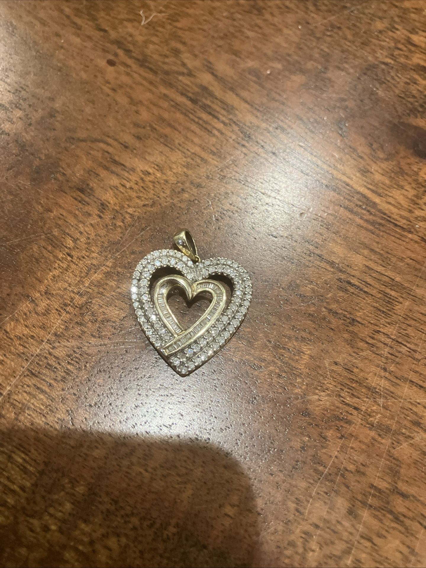 10k Gold/1ct Of Natural Diamonds Heart Pendant