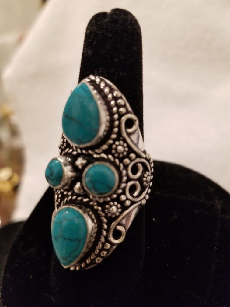 Turquoise Ring Size 9. Heavy Solid