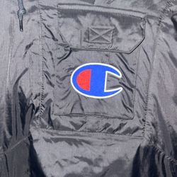 Supreme Champion Pullover