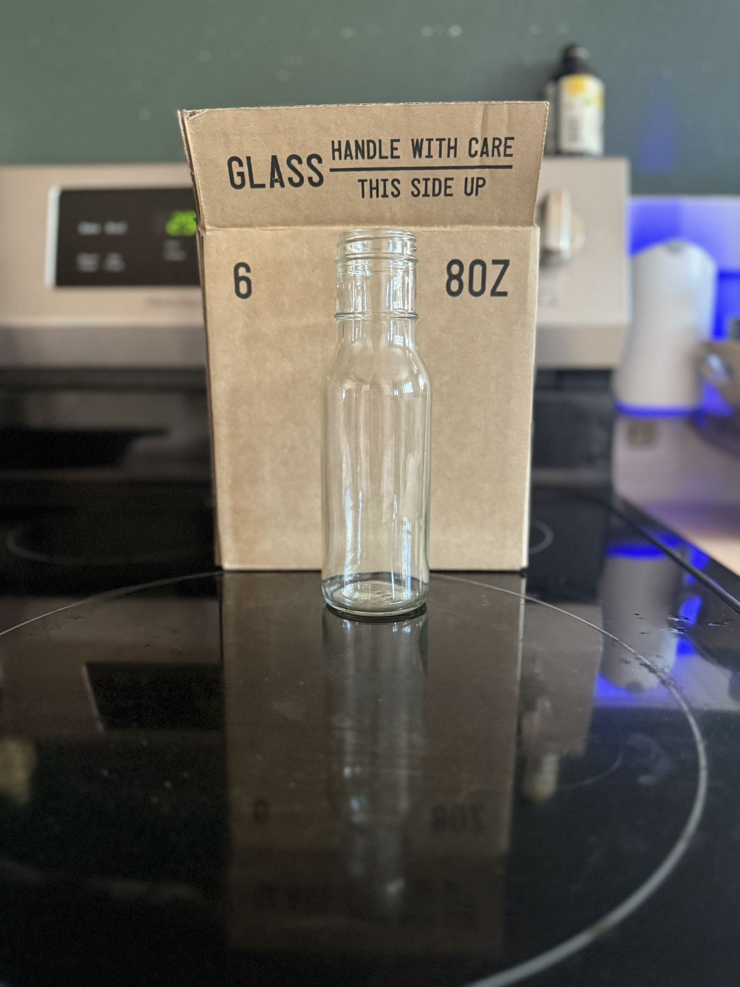 8oz Glass Bottles With Lids, 6pack