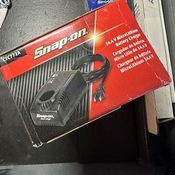 Snap On 14.4V Charger