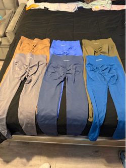 Peachy Bunz Legging Set