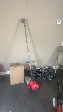 Craftsman WS2200 25cc 2-cycle gas string trimmer