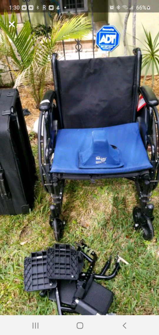 Adult wheelchair