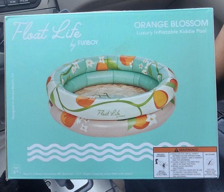 Orange Blossom Luxury Inflatable Pool