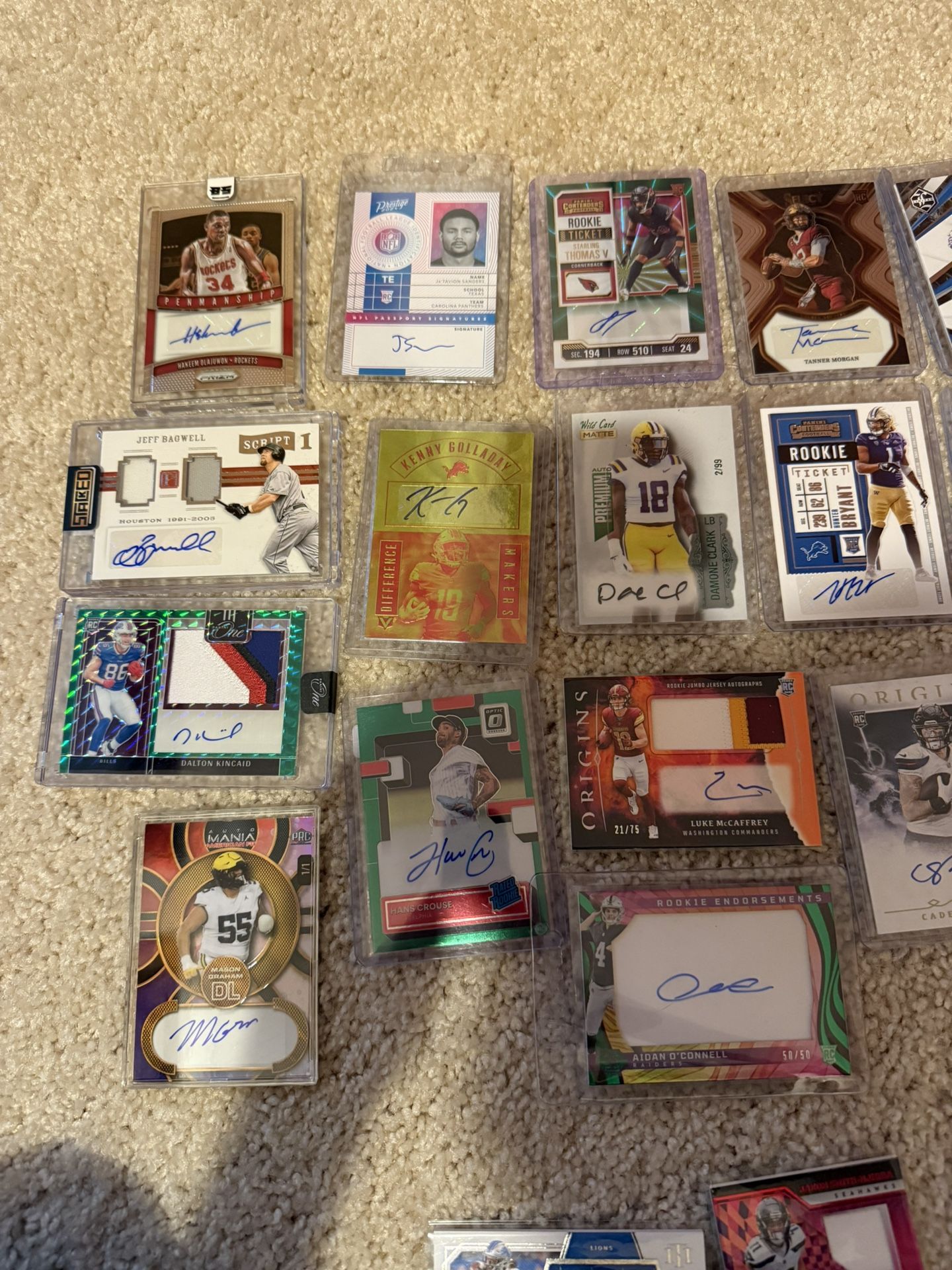 lot of NFL/NBA/MLB cards
