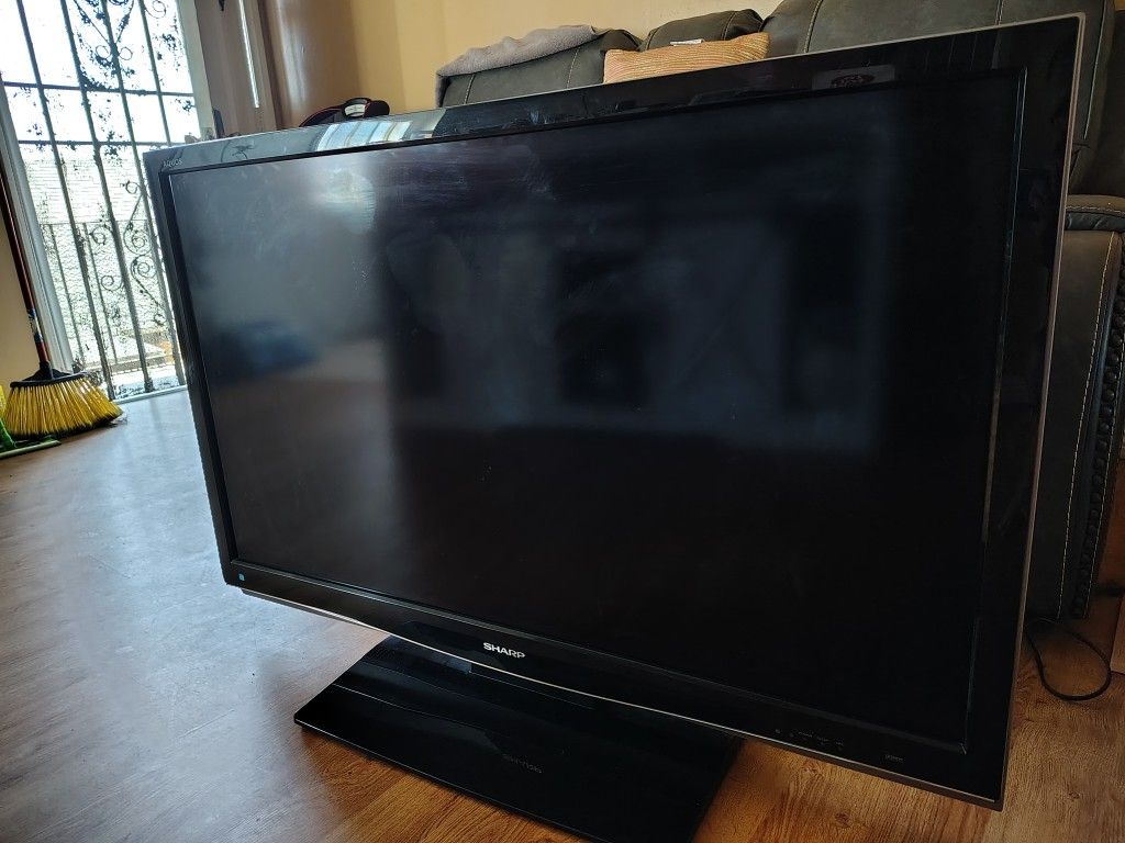 Televisor Sharp Aquos