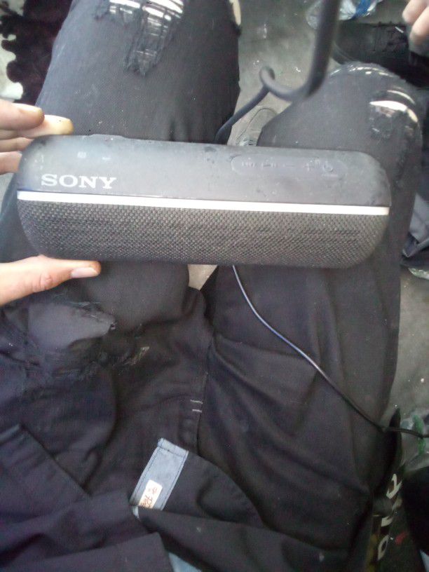 Sony Bluetooth Speaker SrS-xb22