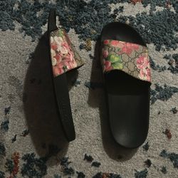 gucci slides