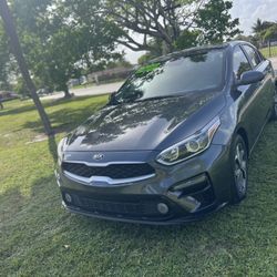 2021 Kia Forte $995 Down 