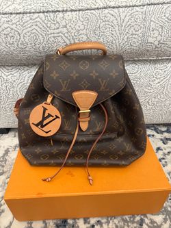 Louis Vuitton LV Monogram Montsouris PM