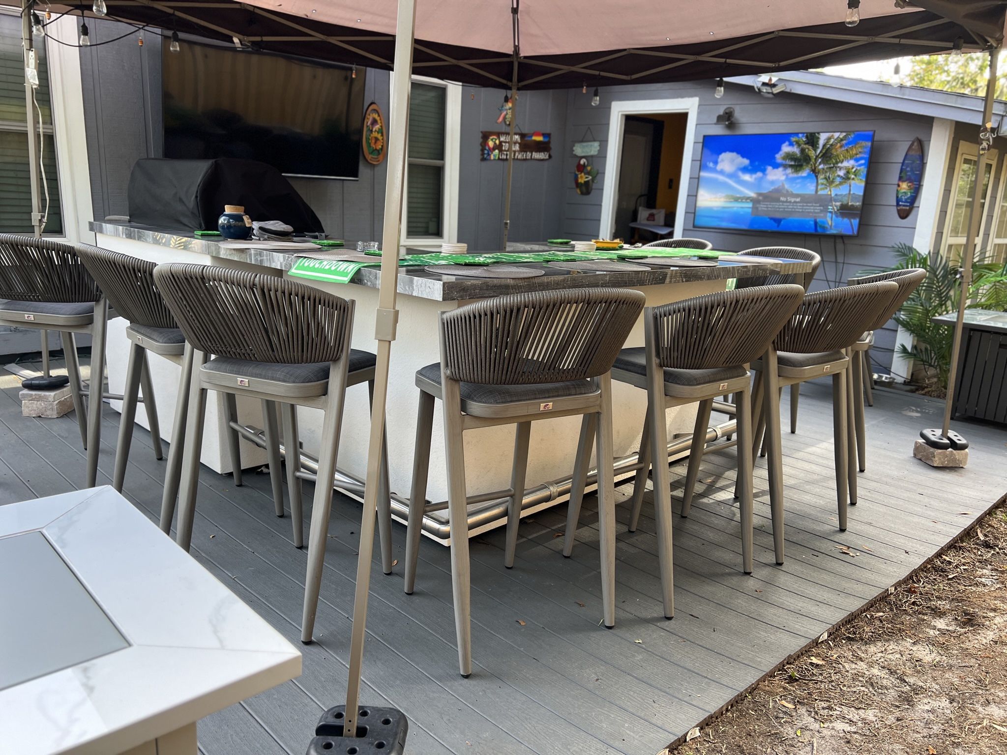 Custom-Made Bar/grill  By Paradise Grill’s 