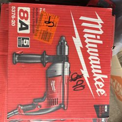 Milwaukee Drill 