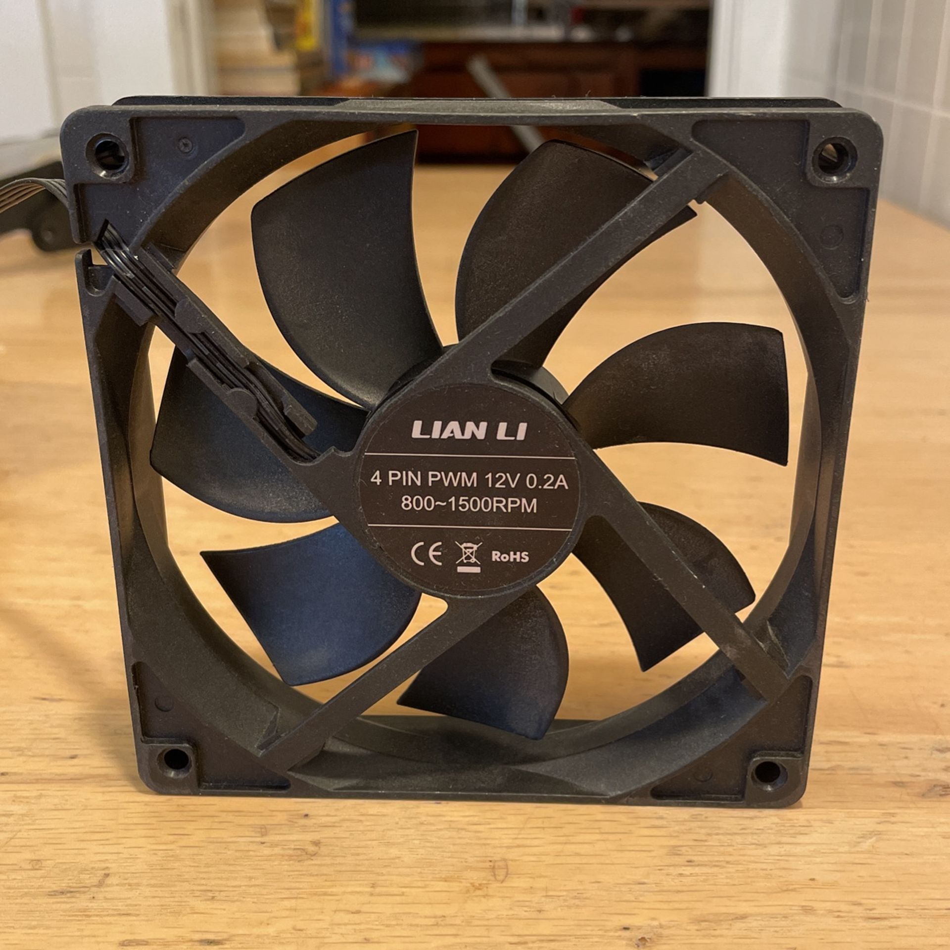 PC Fan Loan Li