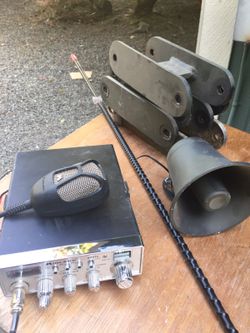 Jeep Wrangler cb radio and lifting brackets