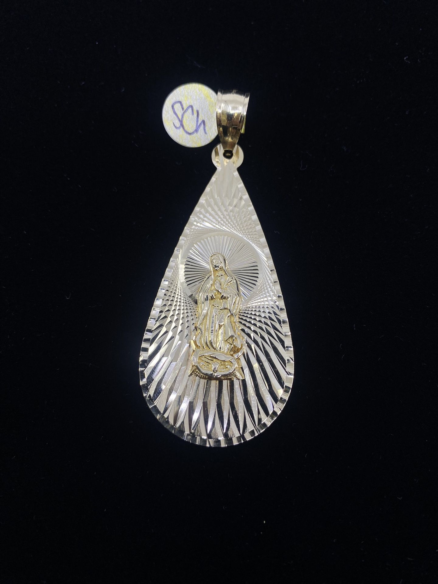 $1225 Yellow Gold Virgin Mary Religious Charm