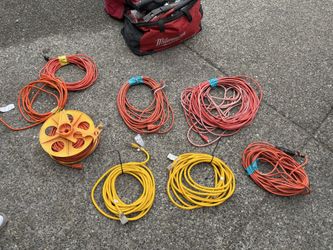 Heavy-Duty Extension Cords – Multiple Lengths