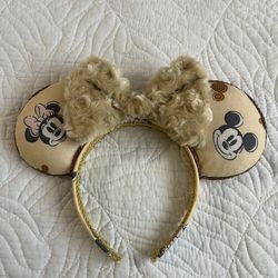 Disney ears 