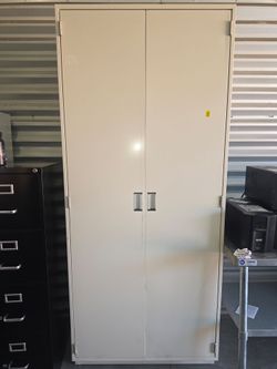 Metal Storage Cabinet 36 x 18 x 84 in