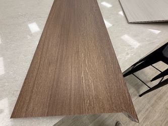 CUSTOM VINYL STAIRNOSE 17 Brown, 19 Grey