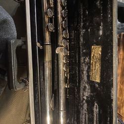 Bundy  Delmer Flute 