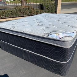 Queen Orthopedic Bamboo Pillow Top!!