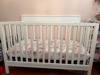 White crib