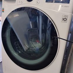 Open Box LG ThinQ WasherFront Loader 