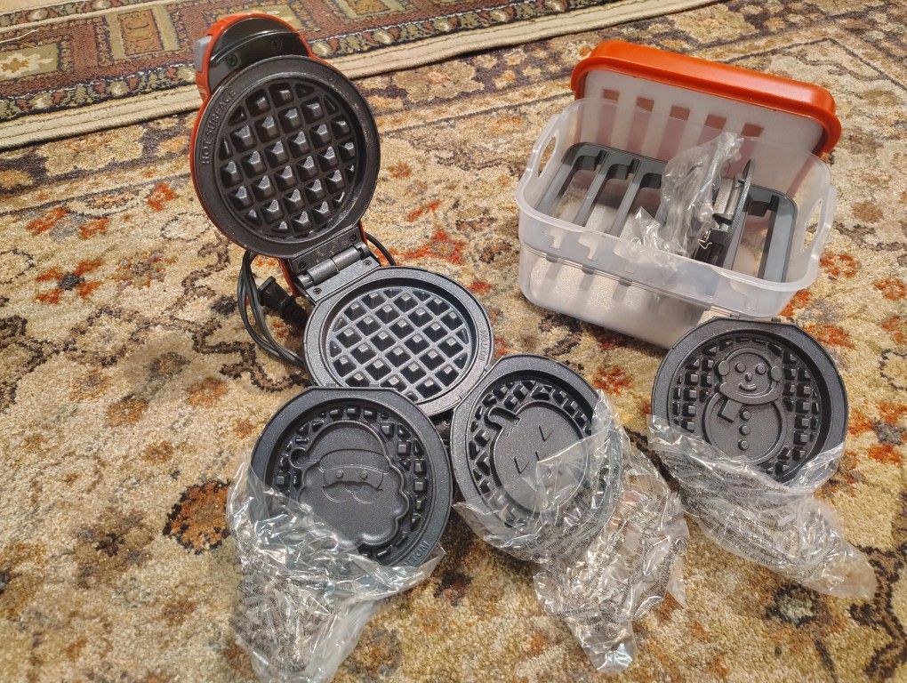 Mini Waffle Maker With Holiday Shapes