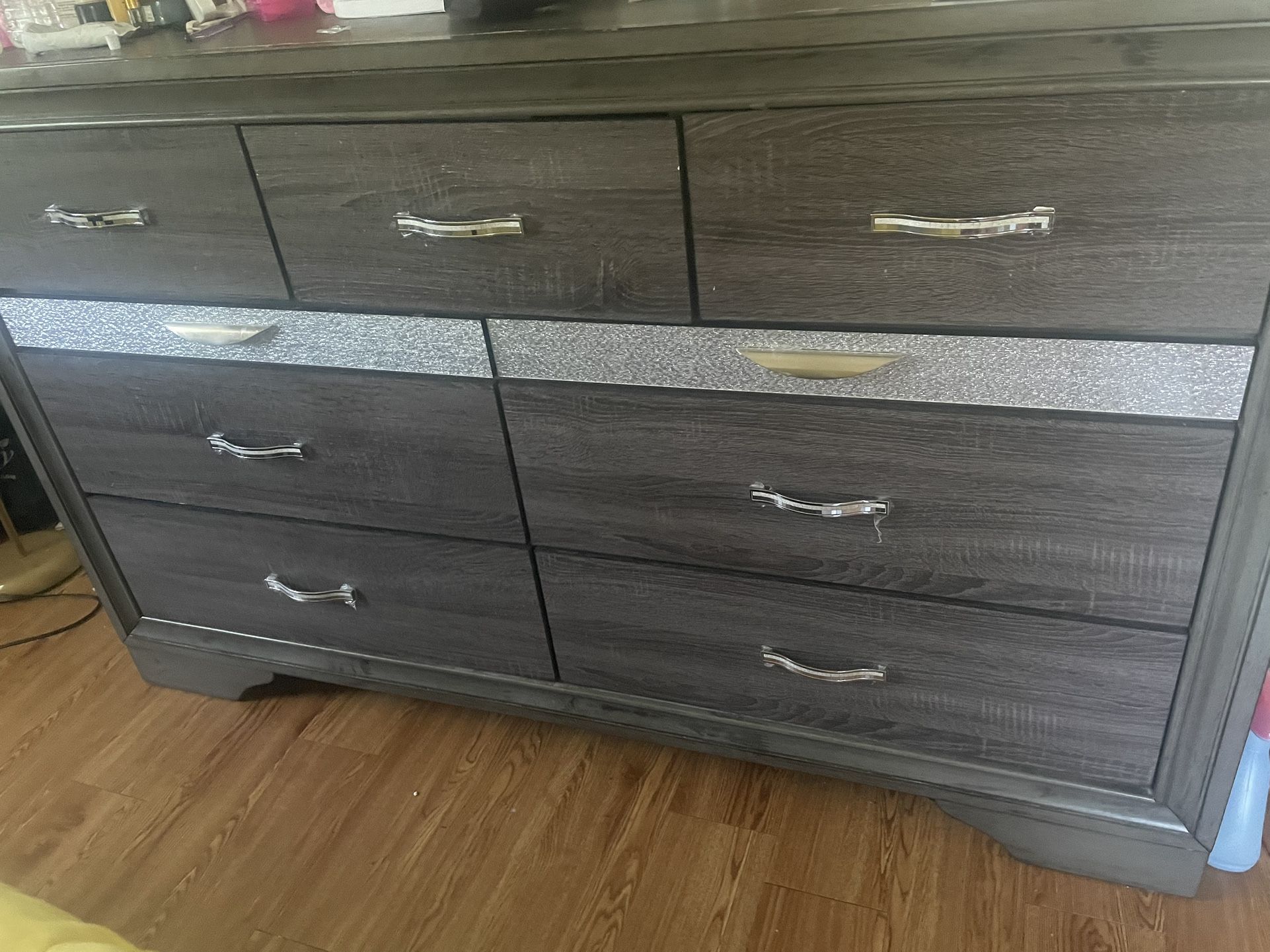 Dresser For Sale !