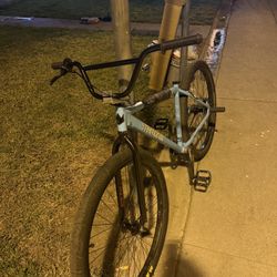 Throne 29er Tiffany 