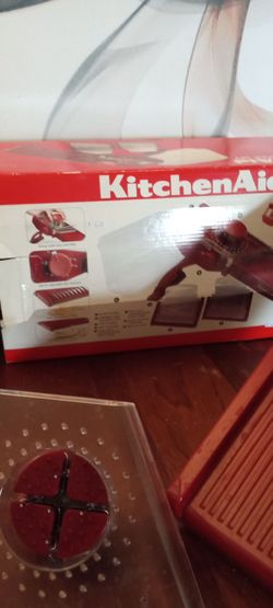 KitchenAid m a n d o i n e slicer set