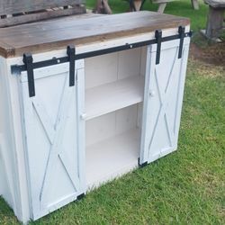 Unique Rustic Furniture 