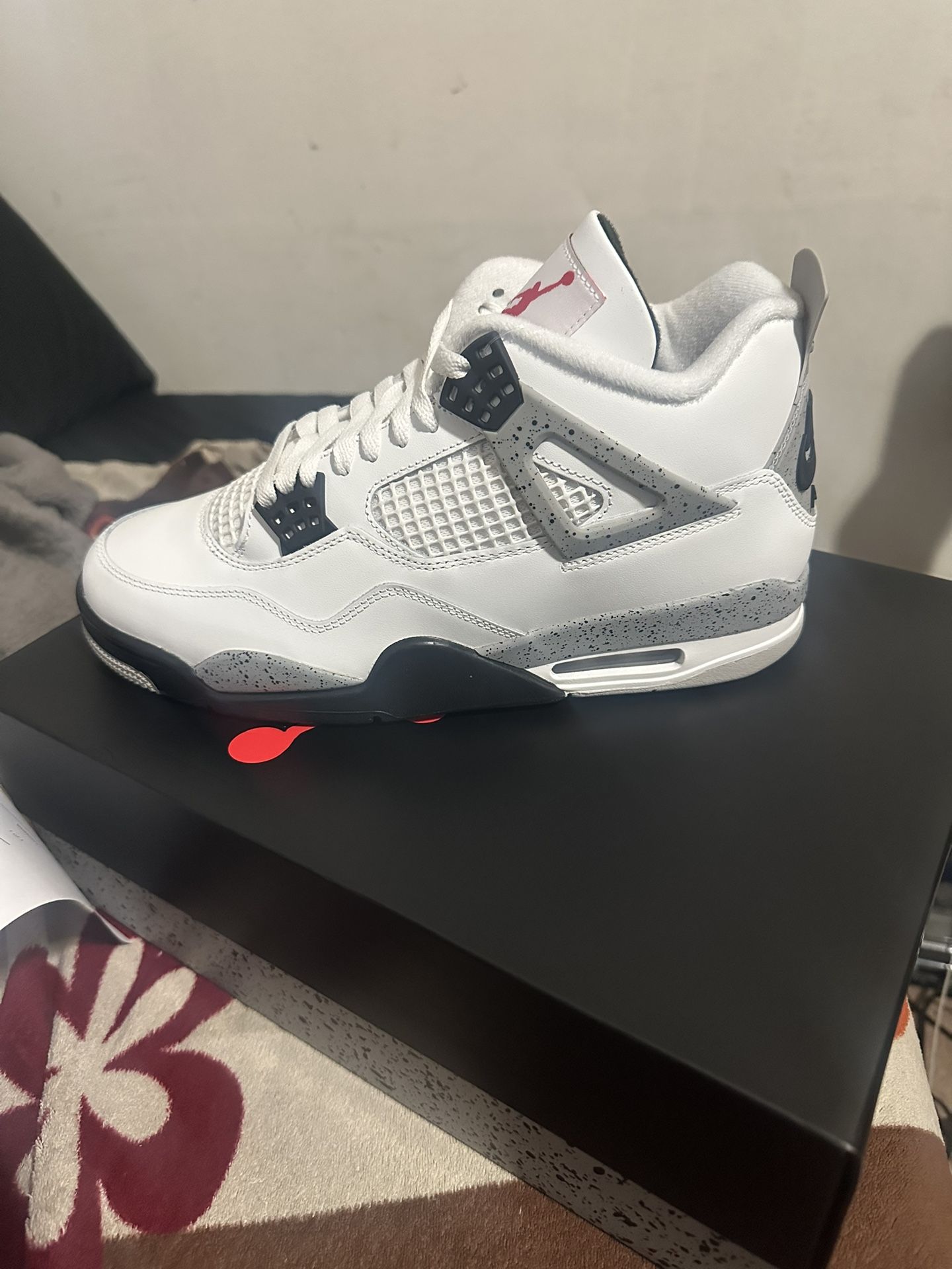 Jordan 4 White Cement Sz 10