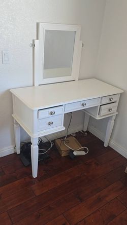 White Vanity Desk with Mirror and Drawers