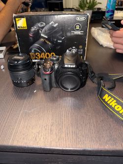 Nikon D3400 DSLR Camera Kit with Lens, Box & Strap – Excellent Condition