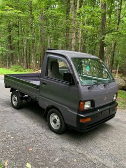 Mitsubishi Mini Truck Kei Flatbed