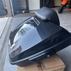 Advanblack Tourpack/ Two Up Tour Pack Mount 