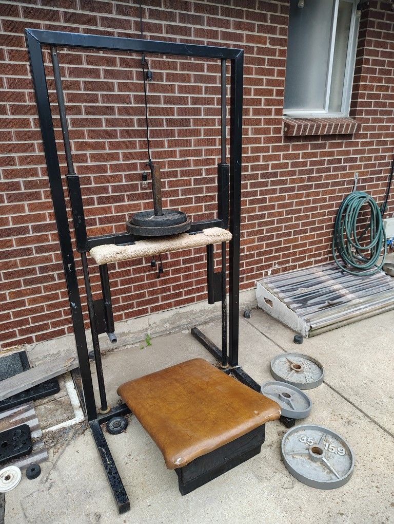 Vertical Leg Press 