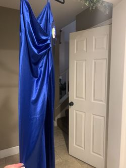 Windsor Royal Blue Dress for Sale in Riverside, CA - OfferUp Windsor Royal Blue Dress for Sale in Riverside, CA - OfferUp