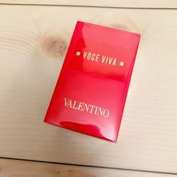 Valentino Voce Viva Perfume 50ml - BNIB, Captivating Floral Scent