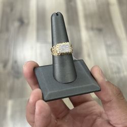 14k Gold nugget ring Diamond top Natural 