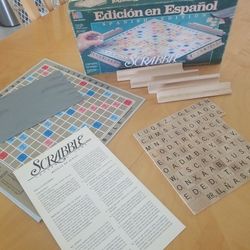 SCRABBLE Edicion En Espanol Spanish Language Game