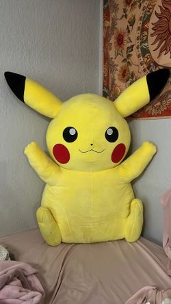 Jumbo Pikachu plush