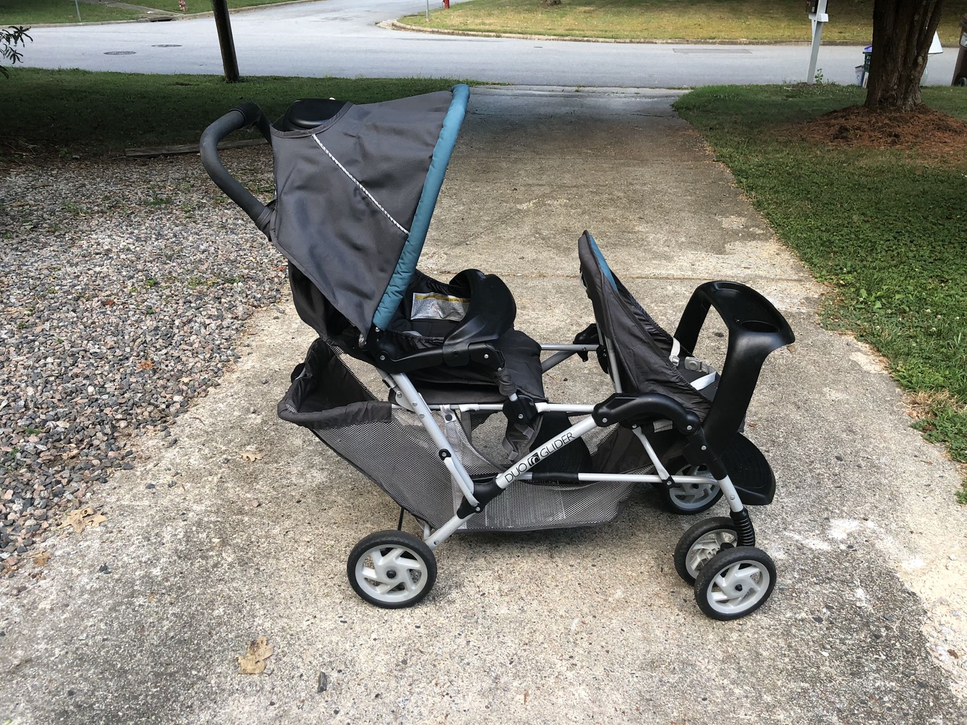 Duo glider double stroller