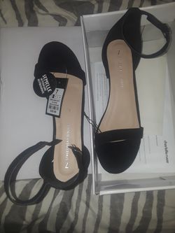 Size 7 black shoes