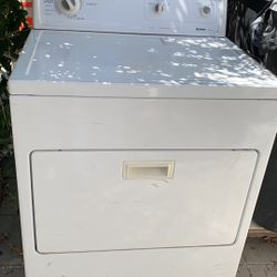 Kenmore Gas Dryer Machine 149$